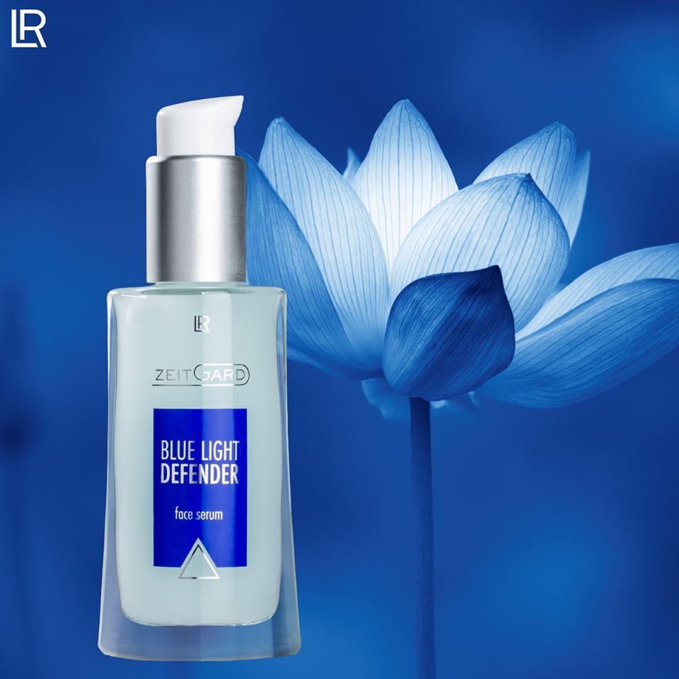 Blue light defender face serum with anti aging effect